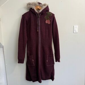 Komodo Wool Embroidered Long Zip Cardigan